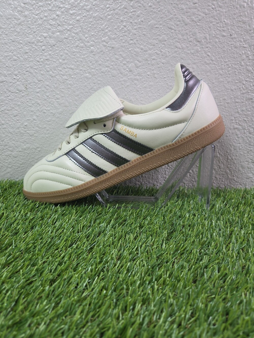 Adidas Women's Samba LT Size 10.5 Cream Metallic Black Gum |JP6143|